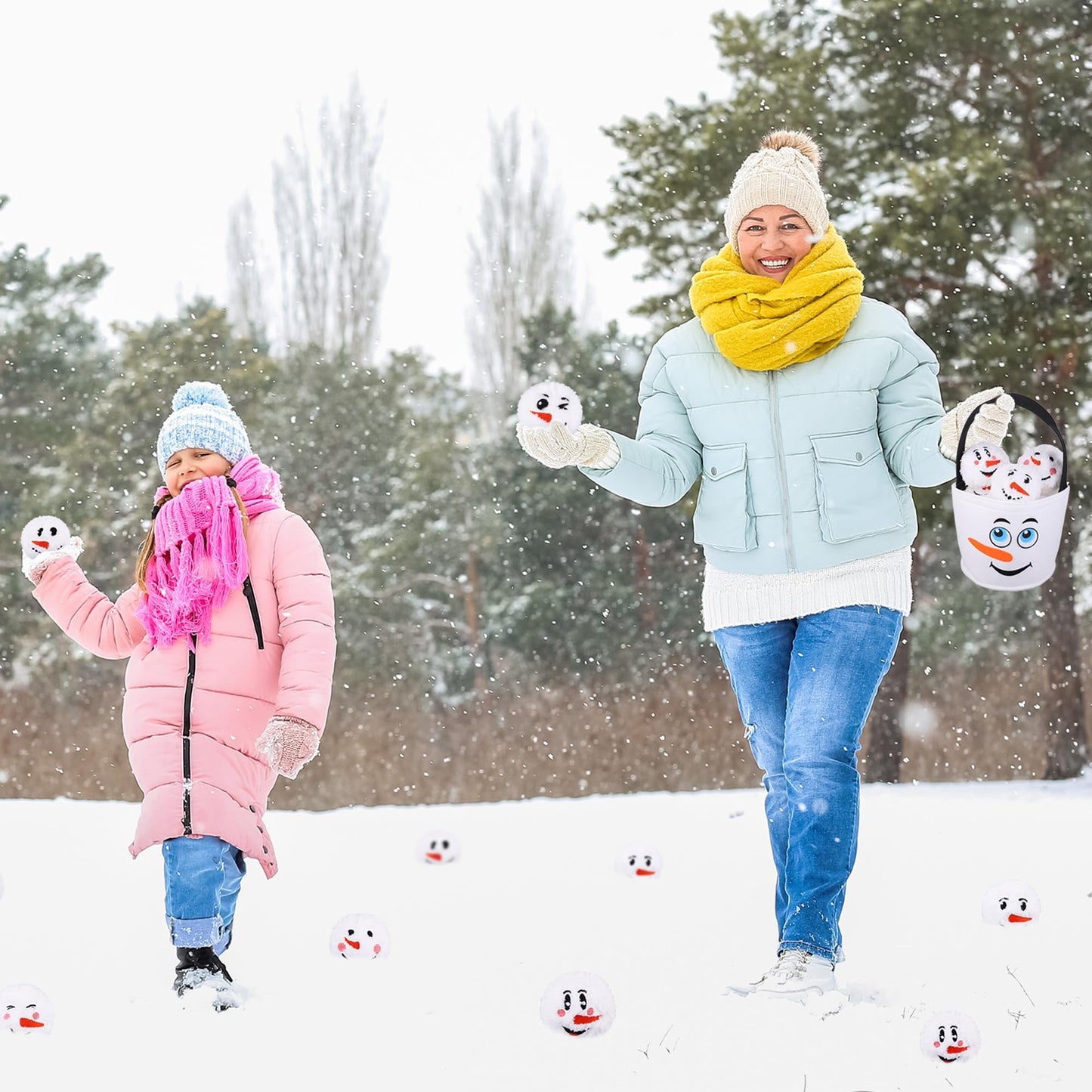 JUMPING EARS 52 Pieces Snow Toy Balls Set 2.8 Inch Plush Snowmen Balls with 4 Snowman Bags First Snow Fight Ball Fun Realistic Smile Face Ball Toys for Christmas Winter Indoor Outdoor Party Game